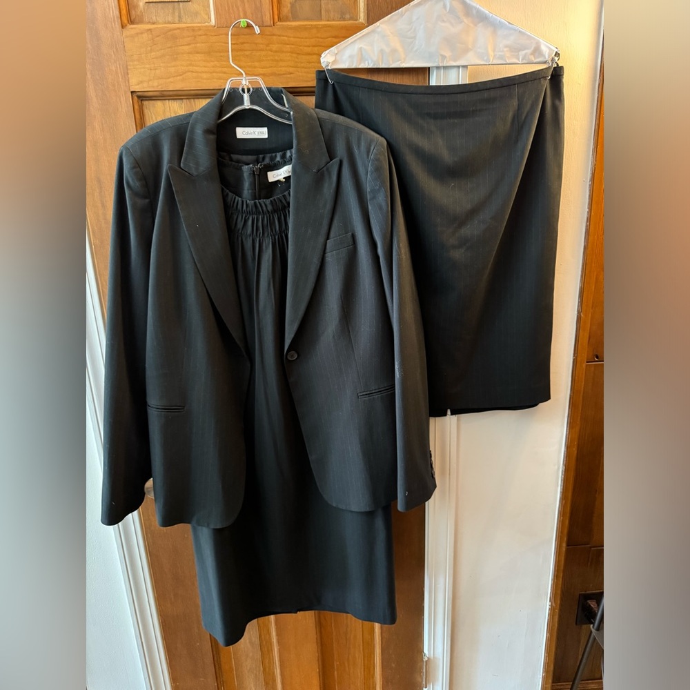Women’s 3 piece suit.